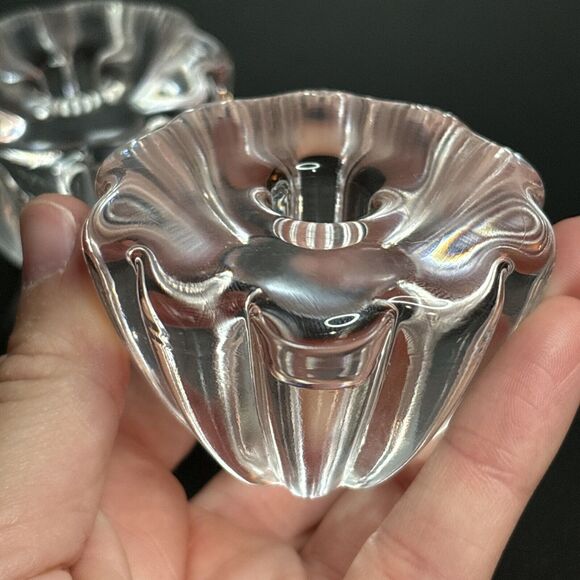 Pair of Vintage Orrefors of Sweden Flower Candle Holders for Mini Tapers Signed - Picture 13 of 13